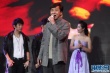 “相信爱”开场气势恢宏 成龙携众星演唱主题曲