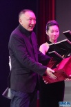 中影集团董事长韩三平助拍五方五佛 让爱心传递