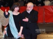 邁克·李現(xiàn)身柏林紅毯 胡子拉渣和藹可親胖老頭