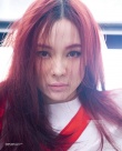 霍思燕曝凌厲紅發(fā)封面大片 時(shí)尚女王殺傷力十足