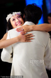 白静、周成海婚礼拥抱秀甜蜜 与今日仇杀对比强