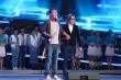陈可辛、豆导获最受大学生欢迎导演奖 葛优颁奖