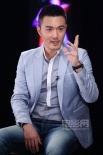 于小伟：演精神分裂叫板莱昂纳多 为戏当街裸奔