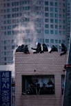 两扇门