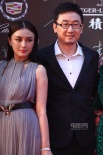《王的盛宴》型男靚女氣勢(shì)宏大 霍思燕深V秀胸