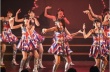 AKB48姐妹團(tuán)身披英國(guó)旗 跳熱舞為奧運(yùn)健兒打氣