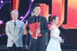 冯小刚凭“大地震”获最佳导演奖 李晨登台替领