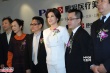 刘晓庆进军整容业信心十足 众人簇拥似女老板