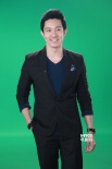 专访立威廉：想演丑男 新片抱魅惑女神雨中狂奔