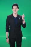 专访立威廉：想演丑男 新片抱魅惑女神雨中狂奔