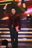 TVB臺慶胡杏兒、徐子珊秀胸露背 黎耀祥封視帝