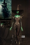 《魔境仙蹤》服飾揭秘 女巫、魔術(shù)師玩黑白誘惑