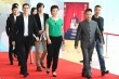 《红星闪耀》剧组众主创红毯齐亮相 发挥正能量