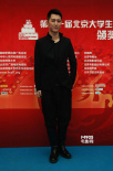 “優(yōu)才計劃”選手邵斯文現(xiàn)身 一身黑色酷勁十足