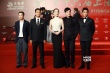 《王牌》劇組亮相 范文芳裸美背與李銘順秀甜蜜
