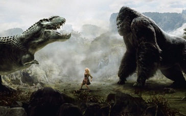 金刚精彩片段悬崖峭壁间黑猩猩对决恶霸恐龙