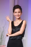 Angelababy忙捞金懒理分手传闻 有望出演小龙女