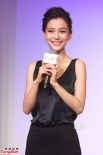 Angelababy忙捞金懒理分手传闻 有望出演小龙女