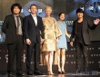 《雪国列车》韩国首映 主演阵容华丽众明星捧场