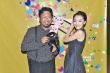 周冬雨赴約村上隆 完美演繹甜美版“六心公主”