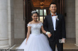 何潔華麗婚紗現(xiàn)身赫子銘甜蜜獻(xiàn)吻 婚禮內(nèi)場(chǎng)曝光