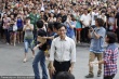黄晓明再现土鳖造型 《中国合伙人2》疑似开机