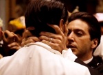 《教父2》舞会片段 帕西诺愤怒强吻下属耳边威胁