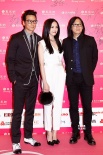 姚晨、吳彥祖“黑白配”亮相 劉雨欣爆乳顯青筋