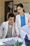 李小璐产后复出联手老公拍戏 贾乃亮甜蜜吻爱妻