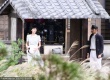 金城武現(xiàn)身《太平輪》片場 長澤雅美穿短袖出鏡