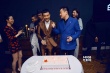 廖凡柏林办生日会 情人节与众好友庆生被强吻