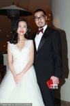 導(dǎo)演周顯揚(yáng)婚禮吻新娘 郭富城李嘉欣等到場(chǎng)祝賀