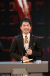 《僵尸》獲最佳視覺效果獎 Enoch Chan微笑領獎