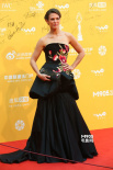 女演员罗瑞·佩丝特亮相红毯 荷叶裙玩转中国风