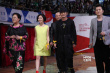 老戲骨斯琴高娃亮相 心情大靚頻揮手顯和藹可親