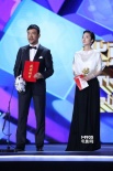 刁亦男獲最佳導(dǎo)演獎 桂綸鎂、廖凡登臺發(fā)表感言
