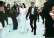 名媛卡戴珊浪漫婚礼尽显奢华 与老公甜蜜拥吻