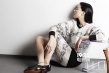 女神高圓圓登時(shí)尚雜志封面 俏皮可愛展美艷側(cè)顏