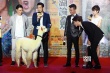 《江湖論劍實錄》首映 鄭愷逼迫羊駝片場吐口水