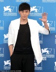 王小帥攜《闖入者》亮相 秦昊求婚成功喜上眉梢