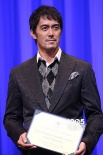 吉永小百合首当电影制作人 亲笔写信力邀阿部宽