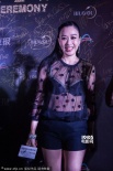 钟丽缇穿透视装玩黑丝诱惑 与裸身男模自拍超嗨