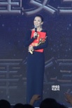 章子怡再凭《一代宗师》封后 哽咽发言感谢导演
