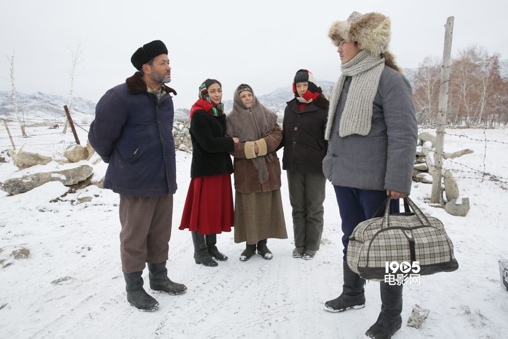 新疆电影《真爱》公益放映 感动少数民族师生
