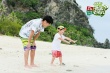 《爸爸去哪兒2》曝光新劇照 曹格父子荒島嬉戲