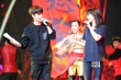 柳巖穿紅裙彩排央視網(wǎng)絡(luò)春晚 搭檔張藝興TFboys
