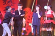 柳岩穿红裙彩排央视网络春晚 搭档张艺兴TFboys