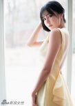 韩国最美车模韩佳恩性感写真 嫩黄美裙大秀美背