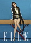 楊冪“芭比女漢子”寫真登封面 秀美腿甜美性感