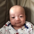 范玮琪晒爱子照“光头飞飞”来袭 被调侃像郑恺